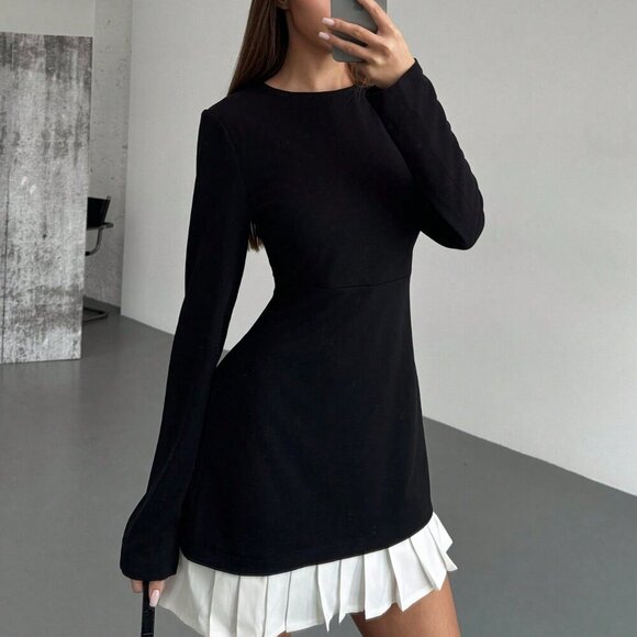 Black And White Casual Women's Pleated Hemline Patchwork Round Neck Mini Dress - Picture 4 of 6